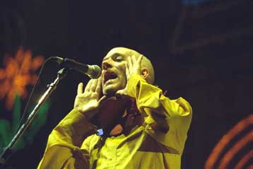 Καλλιτέχνες τραγουδούν για την ανεξαρτησία της Ν.Αφρικής