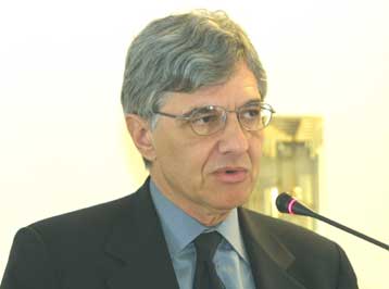 Οριστικά μετά το Πάσχα ο κοινωνικός διάλογος, δήλωσε ο υπουργός Εργασίας