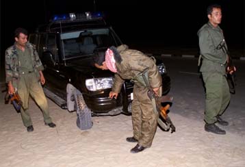 Ισραηλινά ελικόπτερα βομβαρδίζουν και πάλι παλαιστινιακούς στόχους