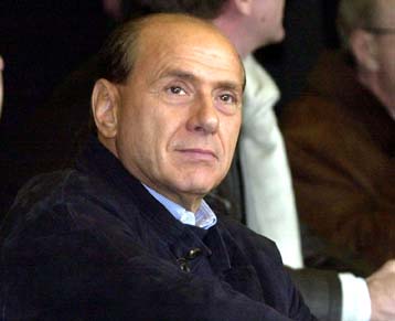 Το περιεχόμενο της συμφωνίας Μπερλουσκόνι – Μπόσι αποκαλύπτεται ένα μήνα πριν ανοίξουν οι κάλπες