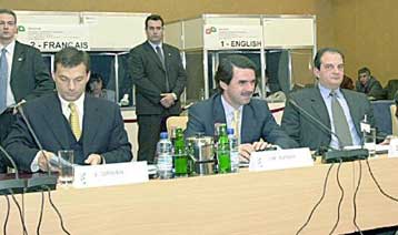 Εμπαιγμός για τους φτωχούς Έλληνες τα μέτρα Σημίτη, τόνισε ο πρόεδρος της ΝΔ