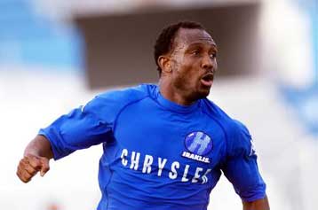 Πριμ ο Μυτιληναίος στους παίκτες – Πενθήμερη άδεια ο Ντεμπά