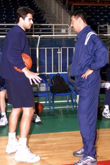 Κατ ιδίαν συζητήσεις Κ.Πετρόπουλου με τους διεθνείς