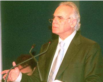 Δεν θα δεχτούμε τη βία στα Βαλκάνια, τόνισε ο ΥΠΕΘΑ