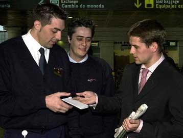 Επτά Αγγλοι κρατούνται για επεισόδια στη Βαρκελώνη