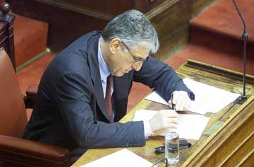 Οριστικοποιήθηκαν οι αλλαγές, σήμερα η ψηφοφορία στη Βουλή