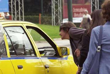 Oμάδα κρούσης συγκροτεί η ΕΛ.ΑΣ. για ταξί, παρκαδόρους και αλκοτέστ