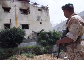 Ο ισραηλινός στρατός βάλλει κατά οχημάτων Παλαιστίνιων αξιωματούχων