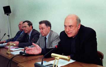 Το Μάιο θα αποφασίσουν οι πρυτάνεις για τις κινητοποιήσεις τους