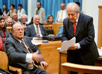 Στις 5 Δεκεμβρίου επαναλαμβάνεται η δίκη του πρώην υπουργού και του υπερνομάρχη