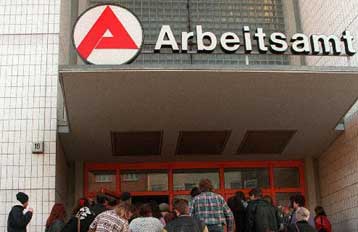 Απρόσμενη αύξηση των Γερμανών ανέργων το Μάρτιο