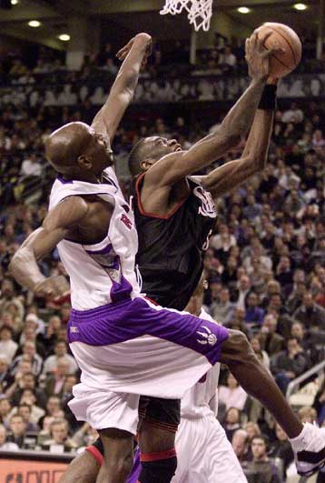 Συνεχίζεται η μάχη για την… ανατολική οκτάδα