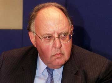 Επικρίσεων συνέχεια προς την κυβέρνηση από τον πρώην υπουργό Εξωτερικών