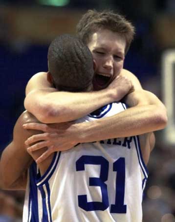 Πρωταθλήτρια του NCAA η ομάδα του Ντιουκ, 82-72 την Αριζόνα