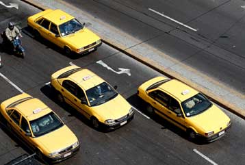 Ανοίγουν τα τρία πρώτα έως το Πάσχα