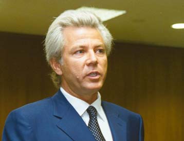 Η Αθηνά θα μεταφέρει στην Ελλάδα την έδρα του Ιδρύματος Ωνάση