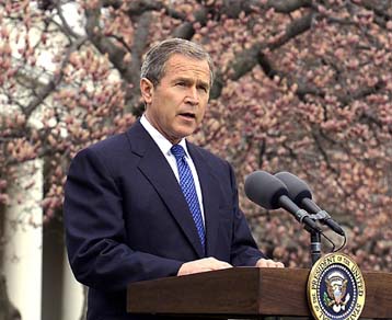 Η Ουάσινγκτον αποσύρει τρία αντιτορπιλικά από τη Θάλασσα της Ν.Κίνας