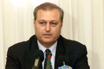 Διακομματική επιτροπή για εθνική βίζα στους επαναπατριζόμενους ζητά ο ΥΦΥΠΕΞ