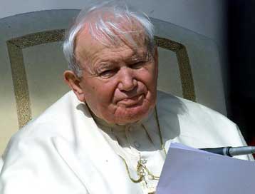 Διχάζει Εκκλησία και Βατικανό ο τόπος τέλεσης λειτουργίας από τον Πάπα