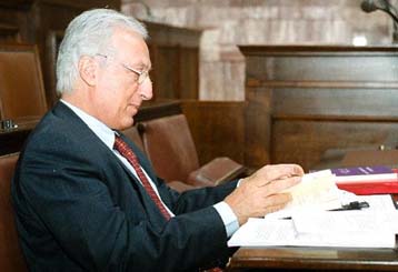 Επιδόματα από Σταθόπουλο για υπηρέτηση σε απομακρυσμένες περιοχές