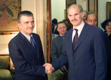 Στρατηγικοί εταίροι Αθήνα – Βελιγράδι, διαπιστώνουν Γ.Παπανδρέου και Γιουγκοσλάβος πρωθυπουργός