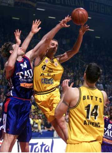 Ζητά το ματς της Τετάρτης να γίνει κεκλεισμένων των θυρών – Το Σάββατο το τρίτο παιγνίδι