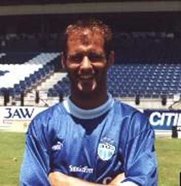 Τιμωρήθηκε με πρόστιμο 3,8 εκατ. δρχ. ο ομογενής ποδοσφαιριστής