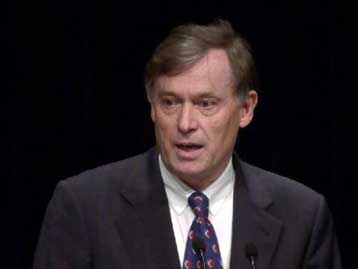 Το ΔΝΤ καλεί την ΕΚΤ να περικόψει το βασικό επιτόκιο παρέμβασης