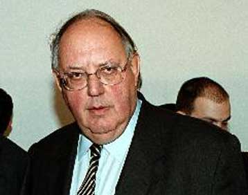 Κατά της περικοπής του εξοπλιστικού προγράμματος ο πρώην υπουργός