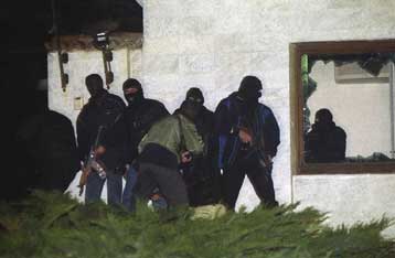 Στις φυλακές Βελιγραδίου μεταφέρθηκε ο τέως πρόεδρος της Γιουγκοσλαβίας