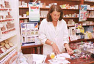 Πρόβλημα με τα φάρμακα: Προσωρινή λύση για τους ασφαλισμένους του ΟΓΑ