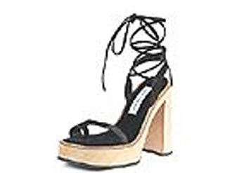 Τα ψηλά τακούνια επιβλαβή για τα πόδια