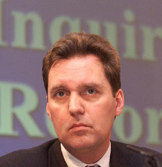 Η Βρετανία διαχωρίζει τη θέση της στα θέματα κλωνοποίησης και γενετικής