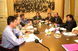 Με απεργία απαντούν οι συνδικαλιστικές οργανώσεις στην πρόταση για το ασφαλιστικό