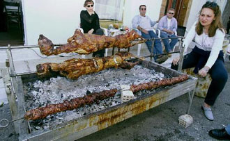 Από το ράφι στο στομάχι: Συμβουλές για ένα υγιεινό πασχαλινό τραπέζι