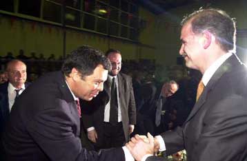 Διαμαρτυρόμενος αποχώρησε ο Τούρκος υπουργός Ιδιωτικοποιήσεων