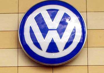 Πρόστιμο 30,96 εκατ. ευρώ στη Volkswagen από την Κομισιόν για το Passat