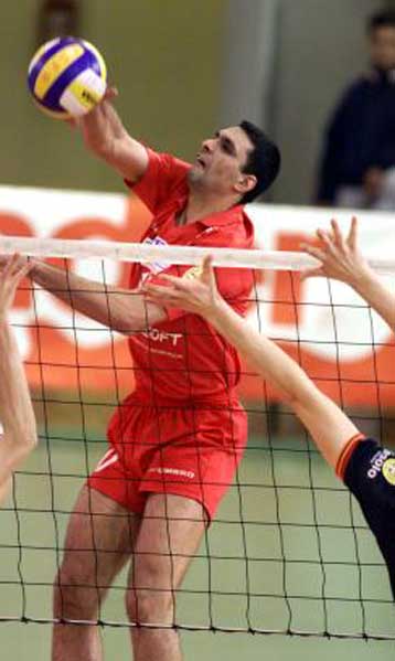 Μέστερ, Νέμετς, Μίλαρ και Σαλβαντόρ στο στόχαστρο του Ολυμπιακού