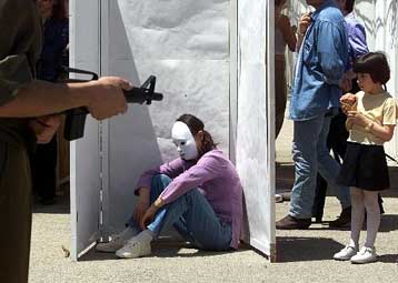 Ανησυχία για την παραβίαση των ανθρωπίνων δικαιωμάτων το 2000 εκφράζει η Διεθνής Αμνηστία