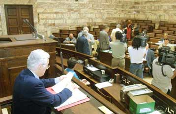 Εξέταση DNA και σε κακουργήματα που αφορούν στο οργανωμένο έγκλημα