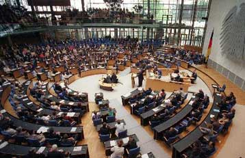 Η γερμανική Βουλή ενέκρινε την αποζημίωση των θυμάτων της ναζιστικής θηριωδίας