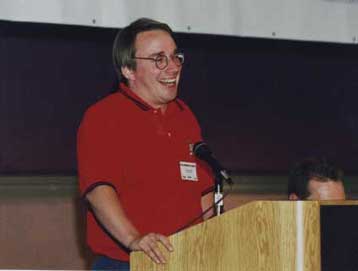 Τέσσερεις «γίγαντες» της πληροφορικής συμμαχούν για την προώθηση του Linux