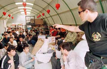 Πλοίο με 200 λαθρομετανάστες εντοπίστηκε στα ανοιχτά των Κυθήρων