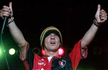 Ο Μάνου Τσάο σε Αθήνα και Θεσσαλονίκη