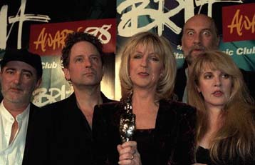 Οι Fleetwood Mac ετοιμάζονται να επιστρέψουν με νέο άλμπουμ