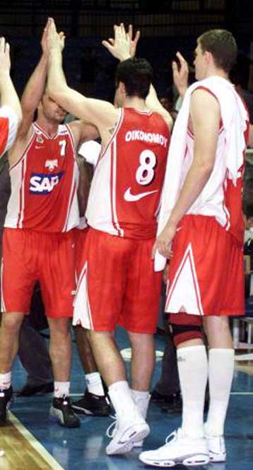 Συγκεντρωνόμαστε στο Περιστέρι – Καραμιχάλης: Αυτοκτονήσαμε