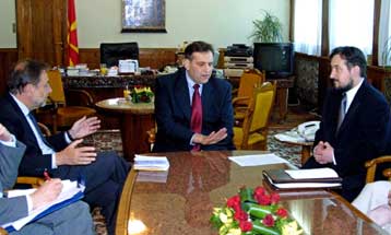 Συμφωνία στην ΠΓΔΜ για την επίλυση των προβλημάτων με πολιτικό διάλογο