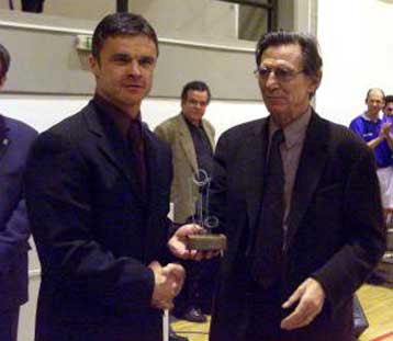 Στο ναδίρ το ελληνικό ποδόσφαιρο, τονίζει ο Γιώργος Βαρδινογιάννης