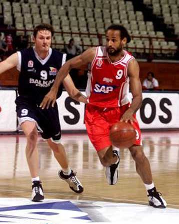 Ηρακλής – Ολυμπιακός και δύο αγώνες για τις θέσεις 9-12 την Τρίτη