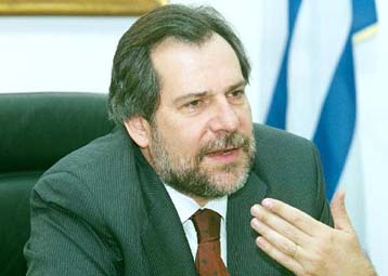 Ελληνοσυριακή συμφωνία για τις θαλάσσιες ενδομεταφορές υπέγραψε ο ΥΕΝ